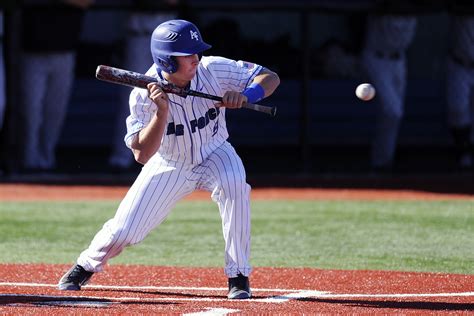 Free Images : action, playing, baseball field, pitch, bunting, batter