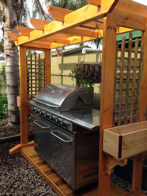 The wings are 32 tall and 24 wide. Pine BBQ Arbor with Planter Boxes and Lattice, free ...