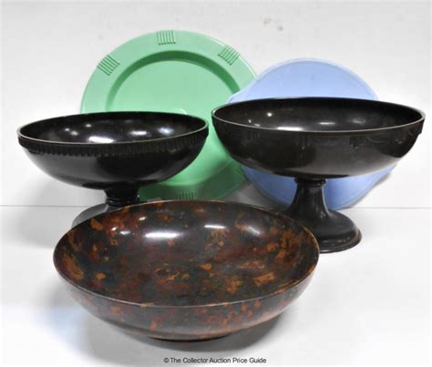 Group Lot Bakelite Tableware Inc Footed Bowls Mottled Wonderware Bowl