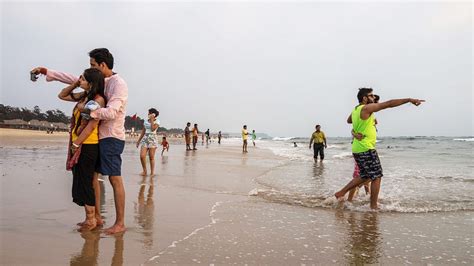 Goas Beaches Now Sport ‘no Selfie Zones Condé Nast Traveller India