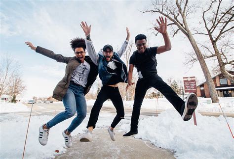 ► etudiants ressortissants de pays francophones d'afrique et d'asie, usa, russie. Les critères de sélection des universités américaines au Lycée