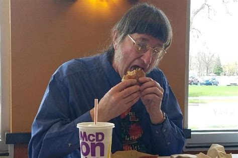 Mcdonalds Fan Whos Eaten A Big Mac Every Day For 46 Years Hits