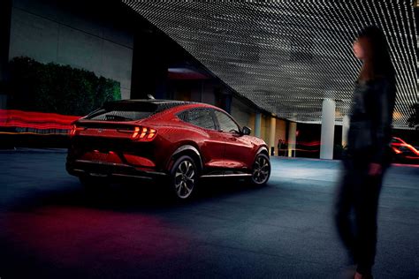 There has been a final confirmation about the upcoming 2022 ford mustang, after their final release in 2014 with their sixth generation. Elektrikli 2022 Ford Mustang Mach-E - Elektrikli Araba ...