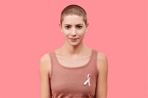 Imágenes femeninas de cáncer de mama Chicas desnudas y sus coños