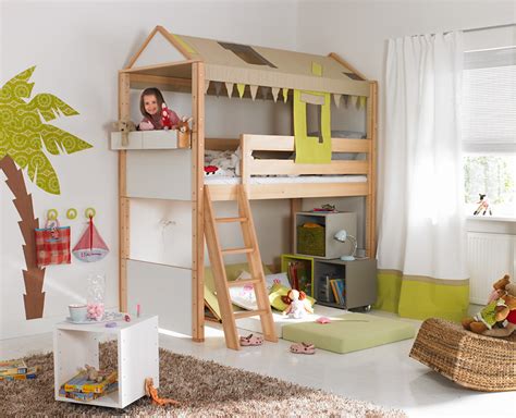 Ein hochbett mit schreibtisch ist auch in einem zimmer, das sich geschwister teilen, ideal. Hochbett Für Kinder Ikea - Kinderhochbetten Test & Vergleich 2019: Steens, IKEA & weitere ...