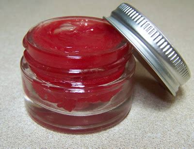 Check out our diy lip gloss selection for the very best in unique or custom, handmade pieces from our lip glosses shops. DIY: How to make Natural Homemade Lip Balm - Going EverGreen