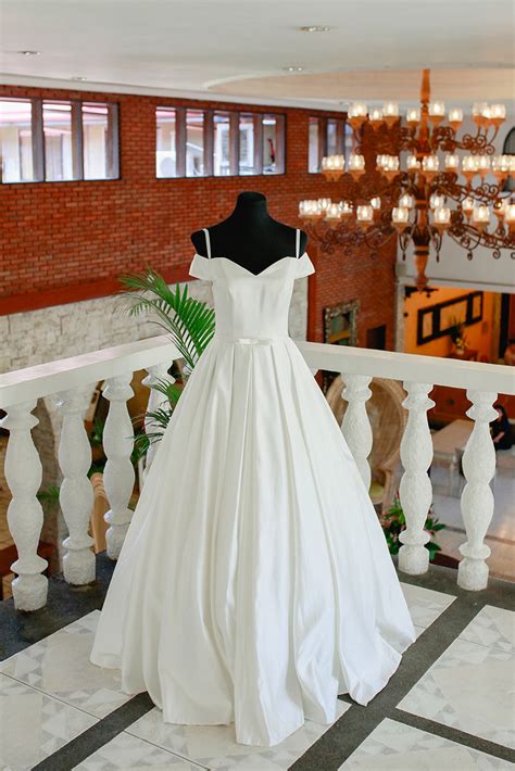 Https://tommynaija.com/wedding/best Hotel For Wedding Dress Up In Cebu