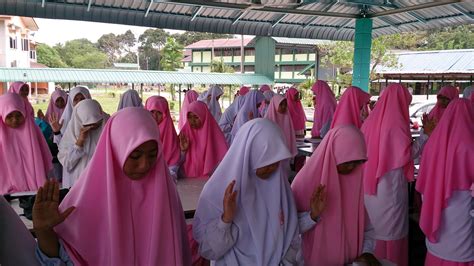 Antara persatuan di sekolah kami ialah persatuan puteri islam : PERGERAKAN PUTERI ISLAM MALAYSIA (PPIM) MAAHAD AL-UMMAH ...