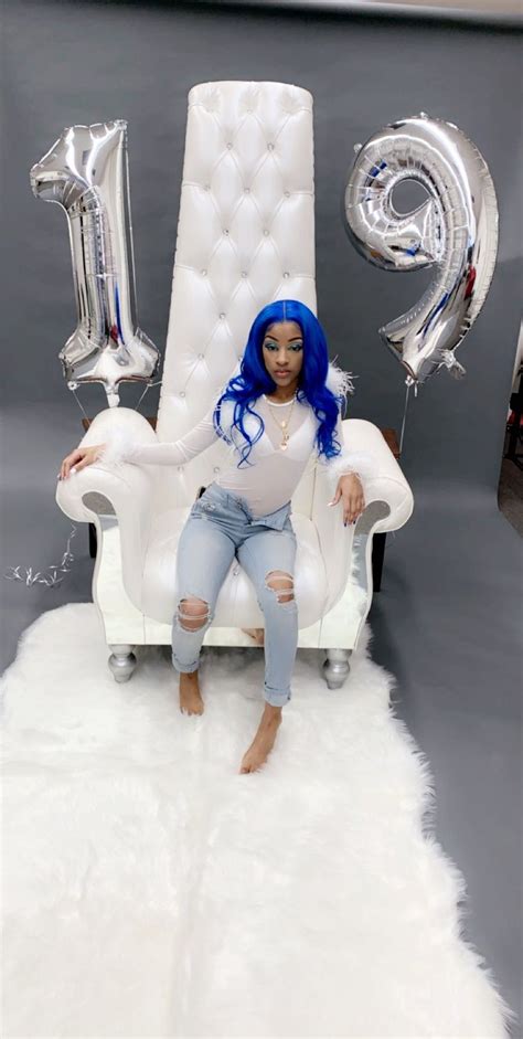 19th Birthday Photoshoot 😍😍😍😍💙🥶 Birthday Photoshoot 19th Birthday Birthday Girl Pictures