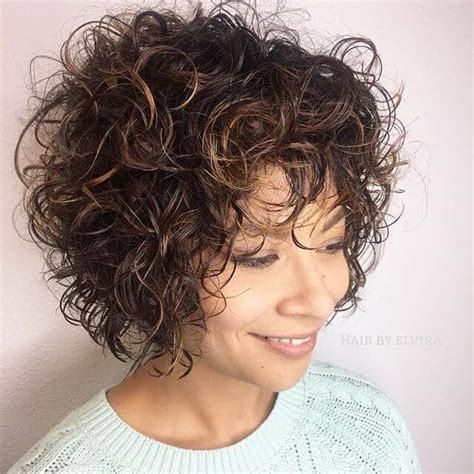 Amazing Short Curly Hair Ideas For Your Style