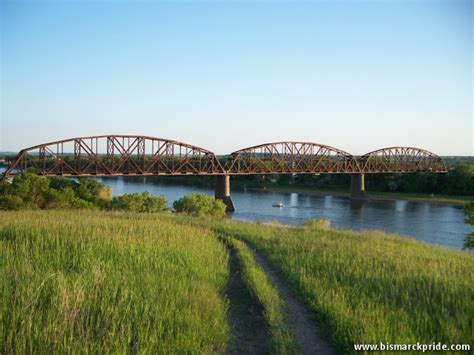 Picture Of Northern Pacific Railroad Bnsf Bridge Over Missouri River