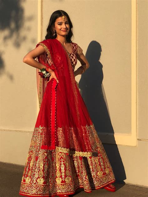Pin By Ruby On Outfits Indian Bridal Outfits Traditional Indian