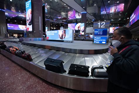 Delta at CES LAS baggage claim | Delta News Hub
