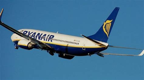 Several Passengers Taken To Hospital After Ryanair Flight From Dublin
