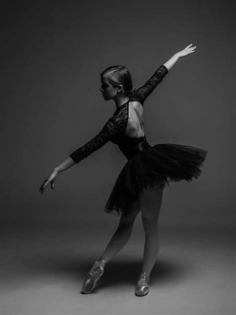 Ballet Dancers Black And White