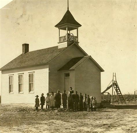 You're currently using an older browser and your experience may not be optimal. Old Picture of the Day: One Room School | Old school house, Old country churches, Old pictures