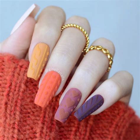33 Best Fall Nail Colors — Autumn Color Sweater Nails