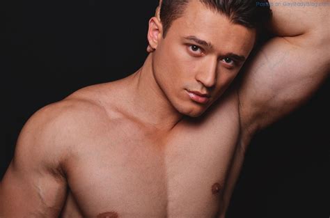 Bosnian Muscle Mladen Vukić Nude Men Nude Male Models Gay Selfies