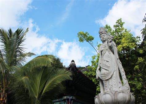 Hawaiis Mu Ryang Sa Buddhist Temple Is Pure Magic