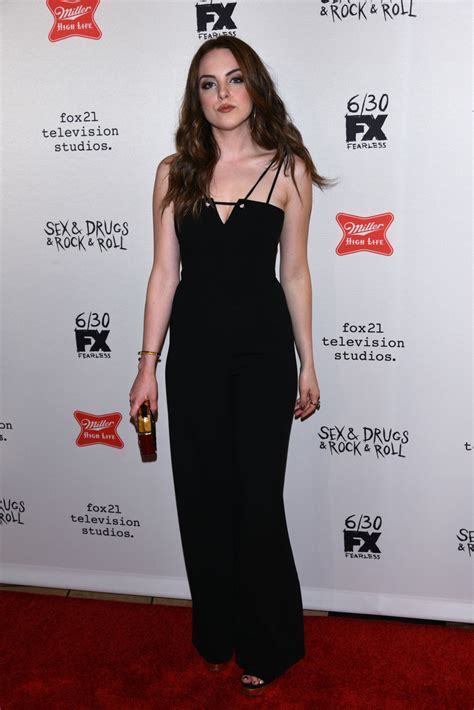Elizabeth Gillies At Sex And Drugs And Rock And Roll Season 2 Premiere 0628