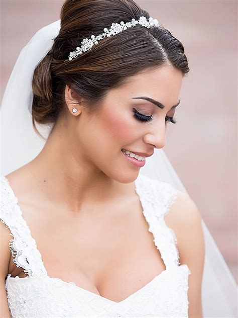 27 Wedding Makeup Looks For Every Type Of To Be Wed Romantic Wedding