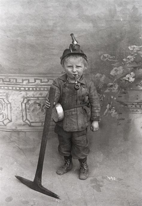Miner Boy Working In A Coal Mine History Interesting History Photo
