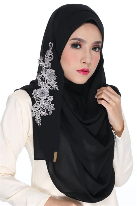 instant hijab slip on citra aida naim instant shawl by clixy with images instant hijab