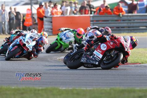 massive round up from snetterton bsb weekend mcnews
