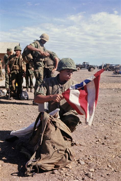 Vietnam War 1969 Quang Tri A US Marine Rolls Up A Flag A Flickr