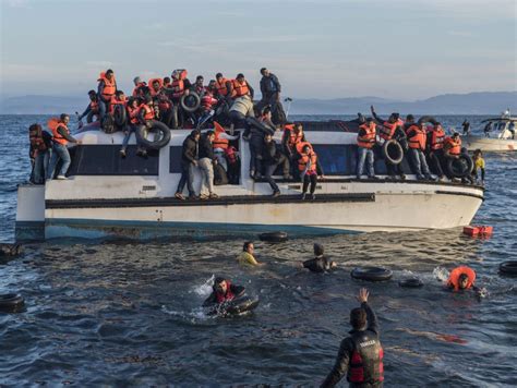italian prosecutor probes ngos for refugee smuggling