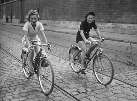 the way we were life magazine photos of women in the 1940s bicycle life magazine photos