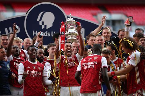 arsenal defeat chelsea 2 1 to win fa cup punch newspapers