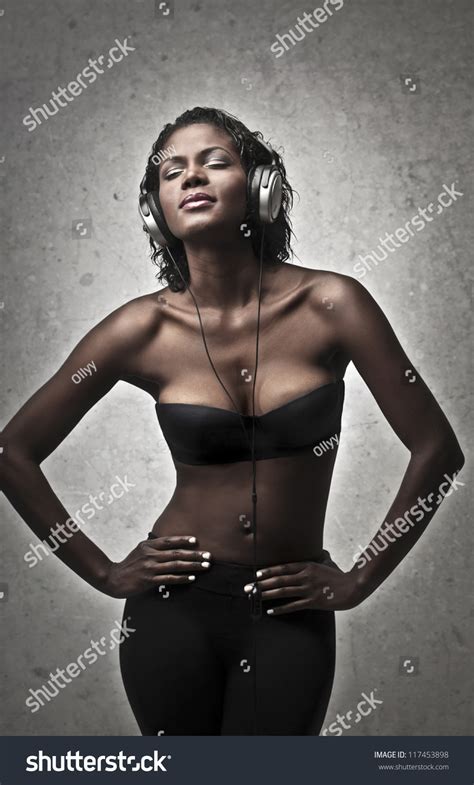Nude Black Girl Pair Headphones Stock Photo 117453898 Shutterstock