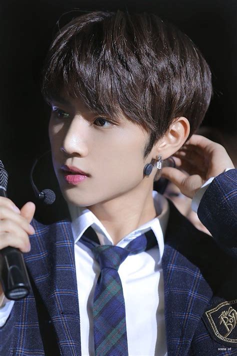 Ju hak nyeon (주학년) position: Sunwoo from The Boyz☀️ | ボーイズ, かっこいい人, Kポップ