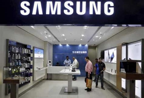Samsung To Launch India First Smartphones To Counter Chinese Rivals Mint