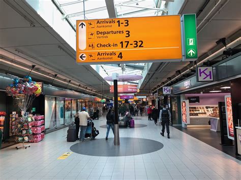 We would like to show you a description here but the site won't allow us. Amsterdam Schiphol airport: Book a transit hotel | Holland ...
