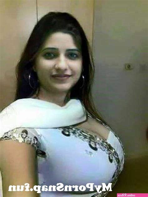 Desi Big Boobs In Dress Pics Sexy Photos