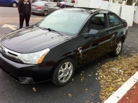 Purchase Used 2008 Ford Focus Ses Coupe 2 Door 20l In Brookline