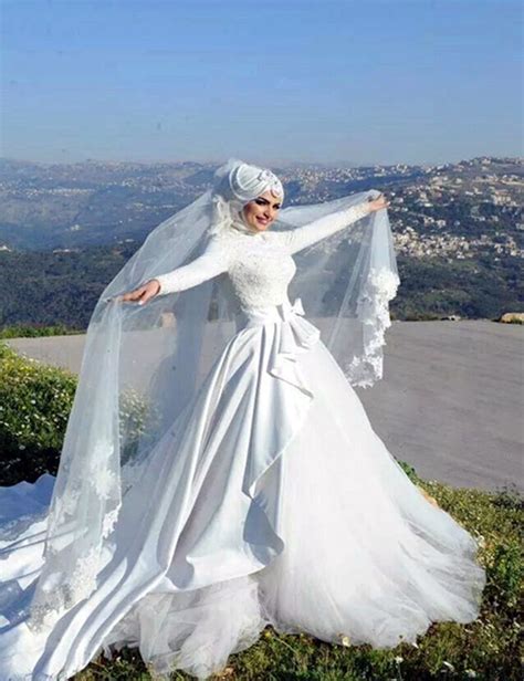Свадебные платья мусульманок 84 фото