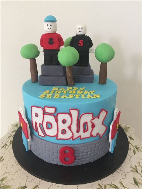 Roblox themed birthday party roblox cake cookies toys. 11 best Roblox Birthday Party images on Pinterest | Roblox ...