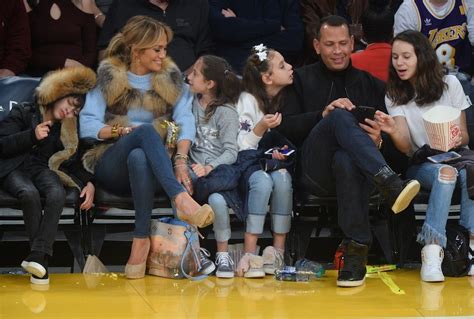 Jennifer Lopez Alex Rodriguez And Their Kids All Scream For Ice Cream