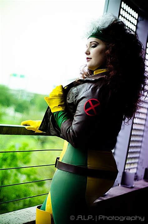 Rogue By Alp Photography Model And Costume Chelphie Cosplay Rogue