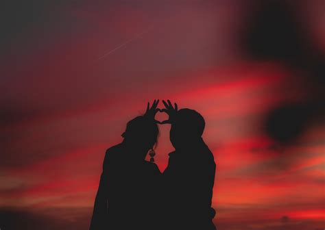 Wallpaper Couple Heart Silhouettes Hands Love Hd Widescreen