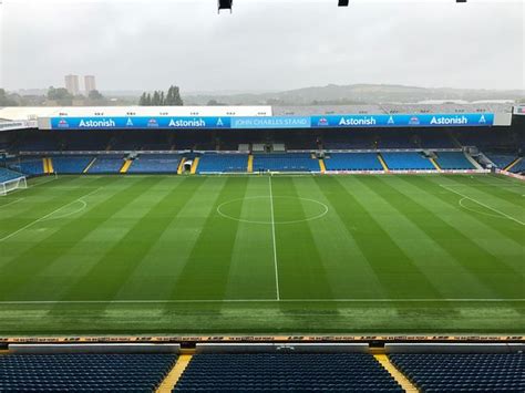 Leeds united is adjacent to the intersections of the m1, m62 and m621. Billy Bremner Statue - Picture of Leeds United F.C ...