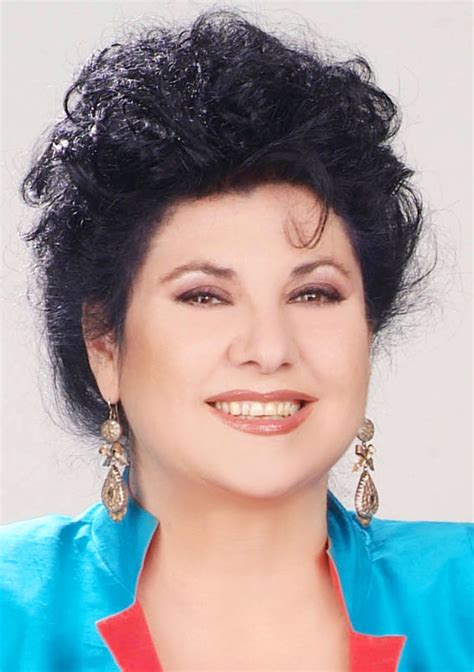 Marisa laurito è nata a napoli il 19 aprile del 1951. Biografia di Marisa Laurito
