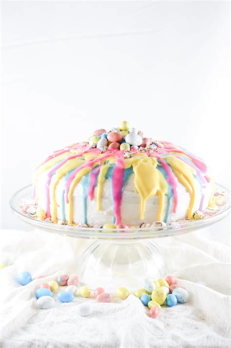 Here are over 200 recipes that use a lot of eggs! Easter Egg Cake Recipe | TheBestDessertRecipes.com