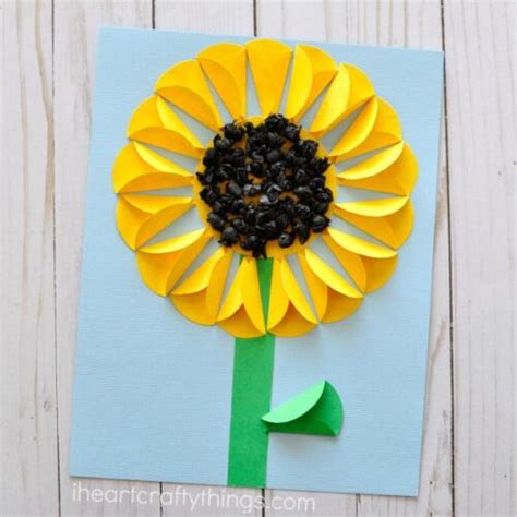 Folded Paper Sunflower Craft I Heart Crafty Things