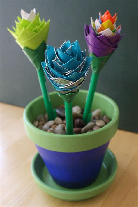 Most of the time, my girls like to make the flowers out of plain colors, but you. Easy DIY Duct Tape Flower Pens with Pot | 101 Duct Tape Crafts