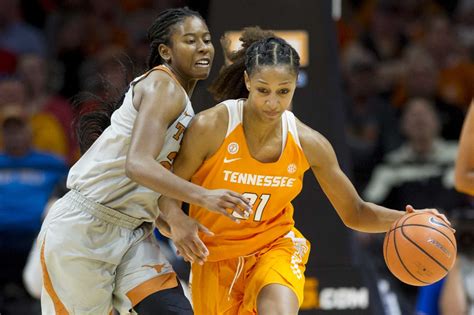 Women S College Basketball No Ut S Perfect Run Ends At No Tennessee