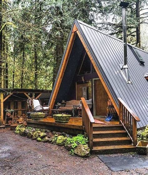 40 Beautiful Cabin House Design Shaped Like A Cone Building A Tiny
